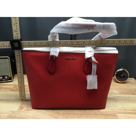 Michael Kors Sheila Large Multi-Function Tote Shoulder Handbag Purse- Bright Red - Picture 7 of 11